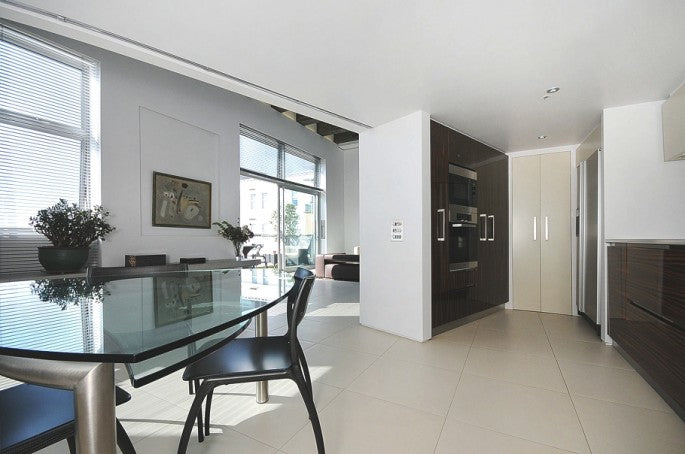 Luxurious Piper Building Apartment, London, England