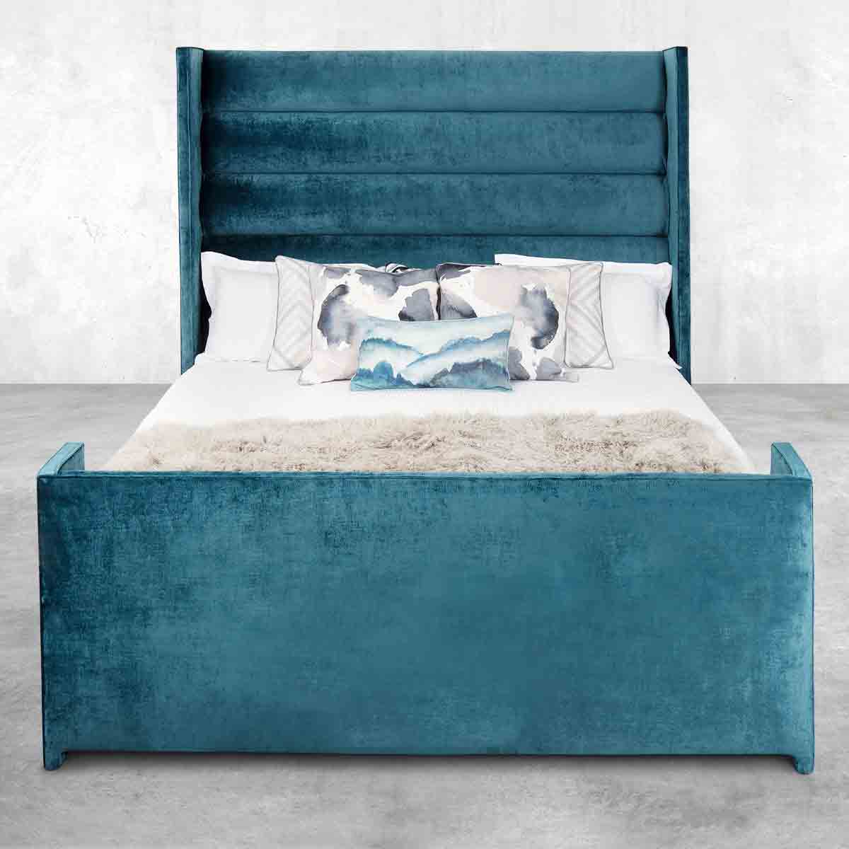 Corfu Bed in Velvet