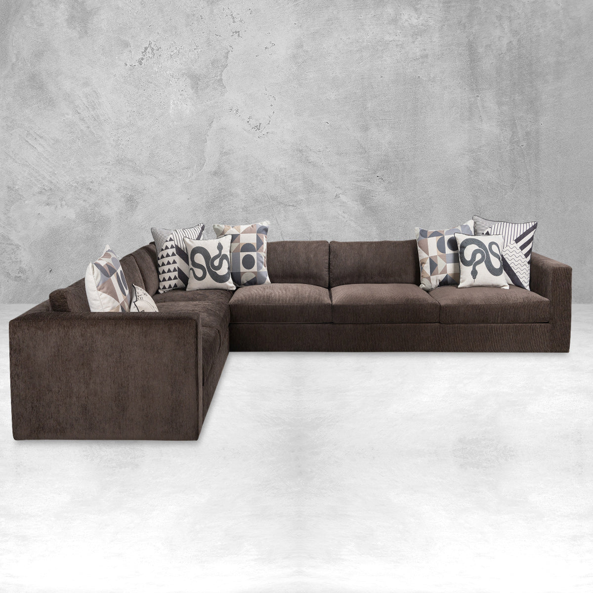 Shoreclub Sectional in Chocolate Brown